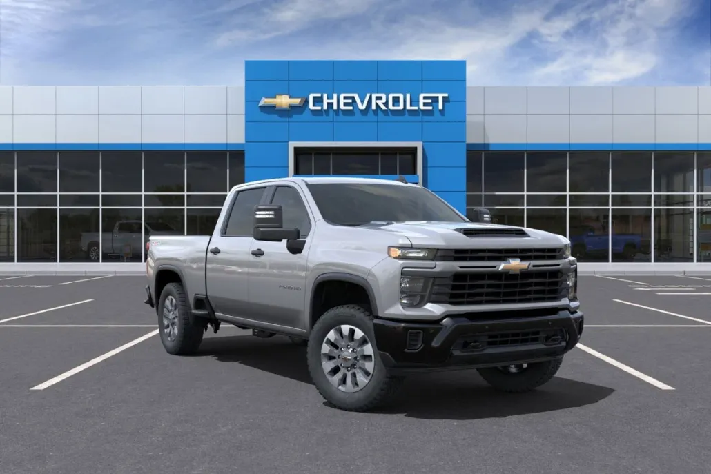 2025 Chevrolet Silverado 2500HD Custom photo 1