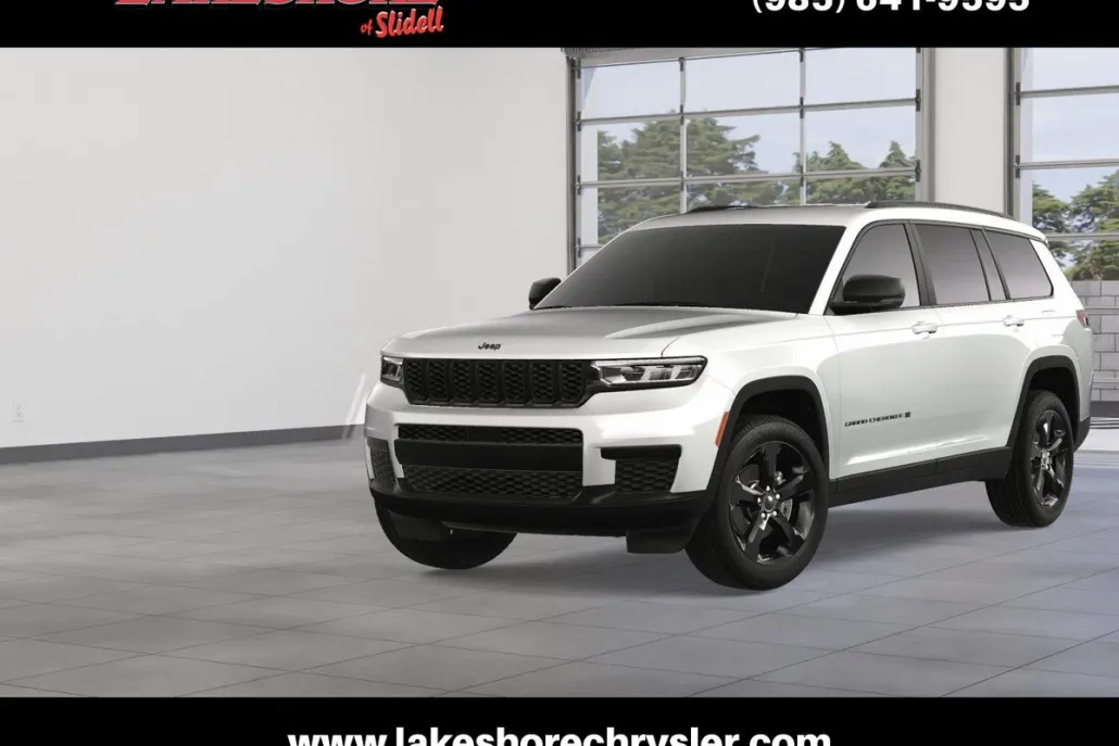 2025 Jeep Grand Cherokee Altitude photo 1