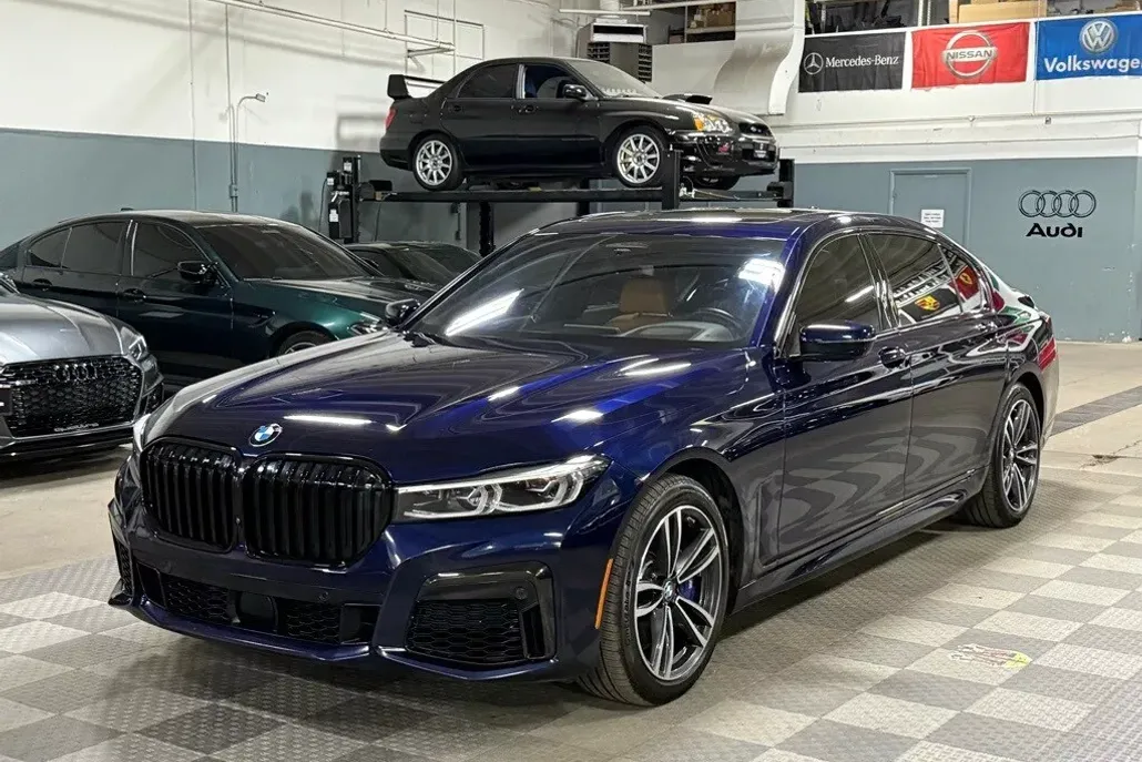 2022 Bmw 750i xDrive Sedan photo 1