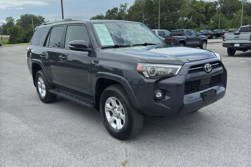 2024 Toyota 4Runner SR5 Premium photo 1