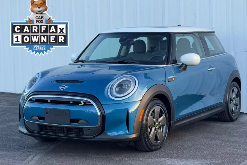 2023 Mini Cooper 2 Door Hardtop SE photo 1