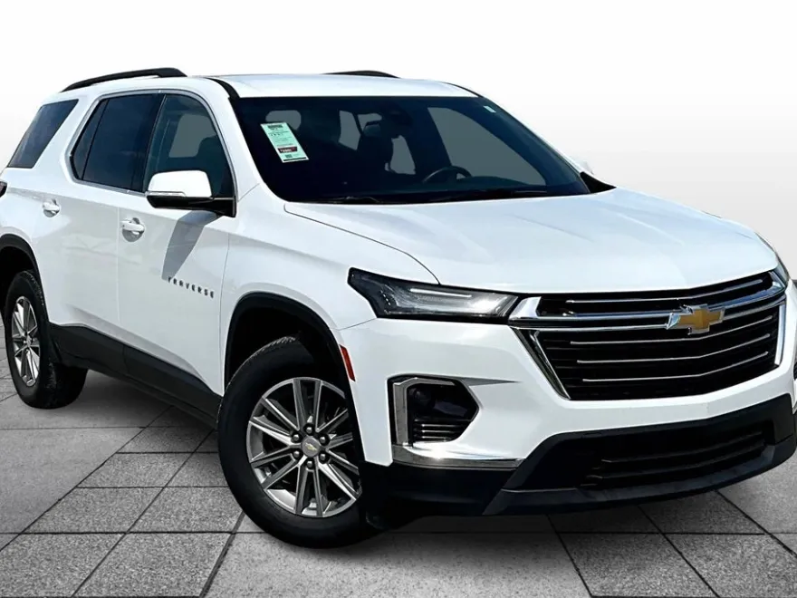2023 Chevrolet Traverse 1LT photo 1