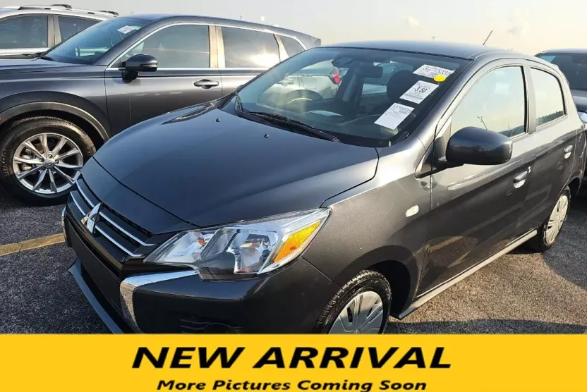 2024 Mitsubishi Mirage ES photo 1