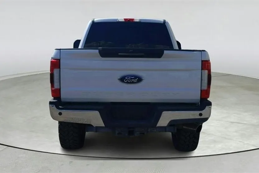 2019 Ford F-250 photo 1