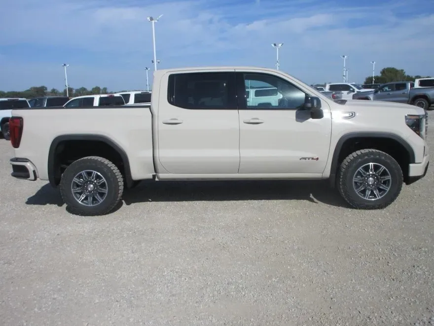 2026 Gmc Sierra 1500 AT4 photo 1