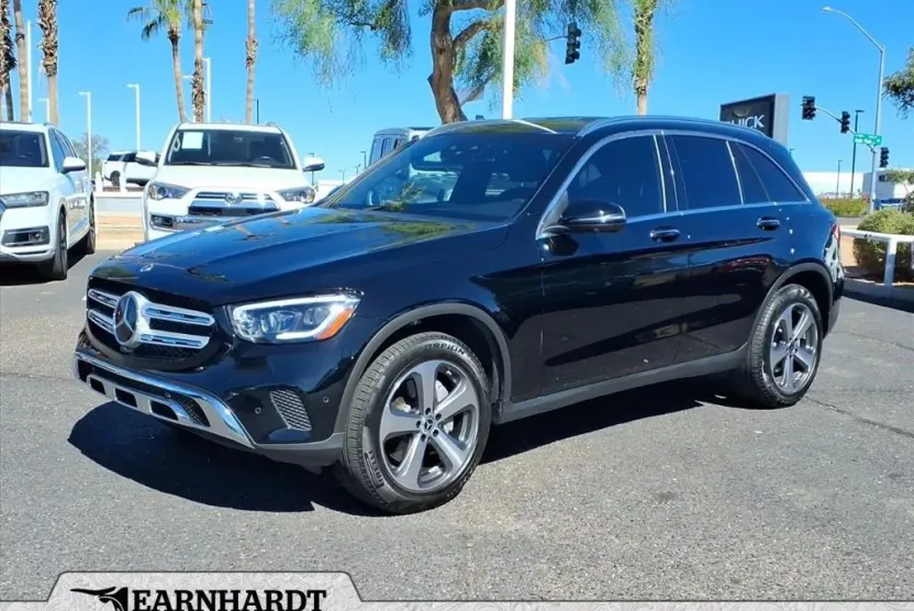 2022 Mercedes Benz GLC 300 photo 1