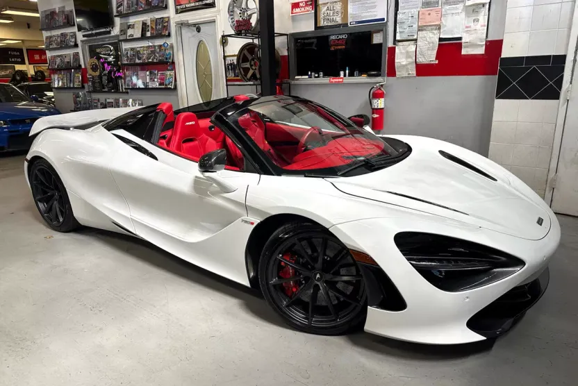 2022 Mclaren 720S Spider photo 1