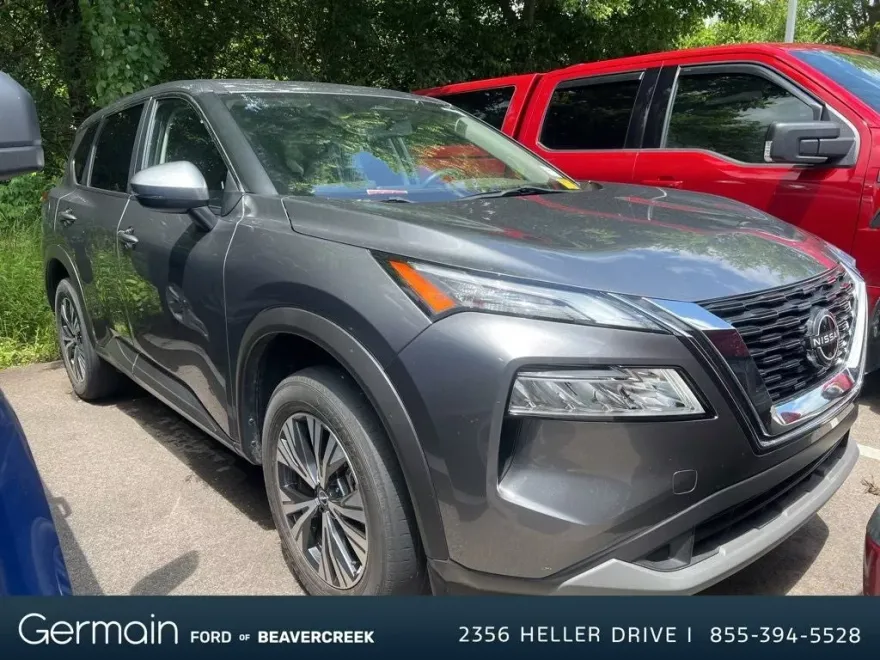 2023 Nissan Rogue SV photo 1