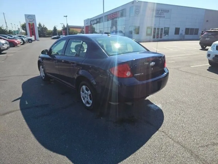 2008 Chevrolet Cobalt LS photo 1