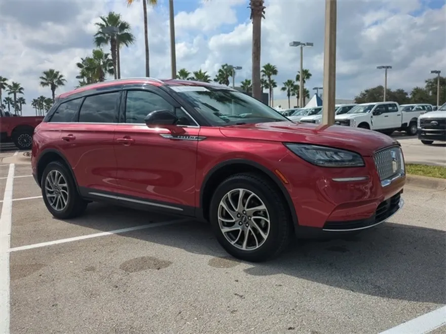 2022 Lincoln Corsair Standard photo 1