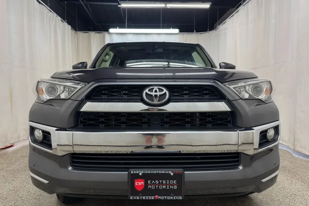 2015 Toyota 4Runner Limited photo 1