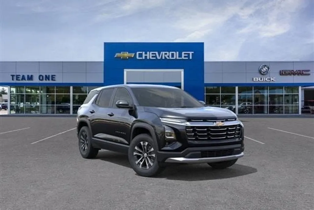 2026 Chevrolet Equinox LT photo 1