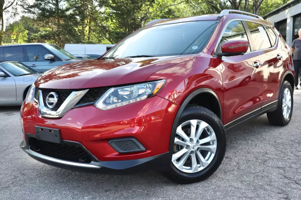 2016 Nissan Rogue SV AWD photo 1