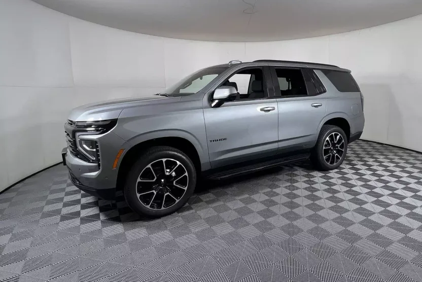 2025 Chevrolet Tahoe RST photo 1
