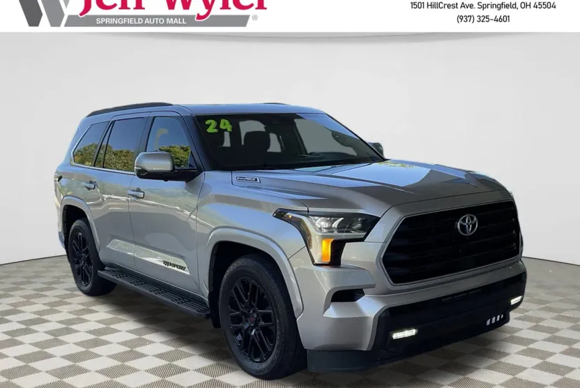 2024 Toyota Sequoia SR5 photo 1