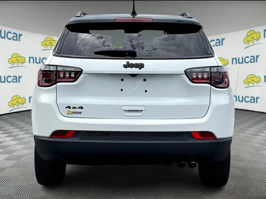 2022 Jeep Compass Altitude photo 1