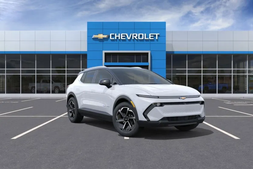 2026 Chevrolet Equinox EV 1LT photo 1