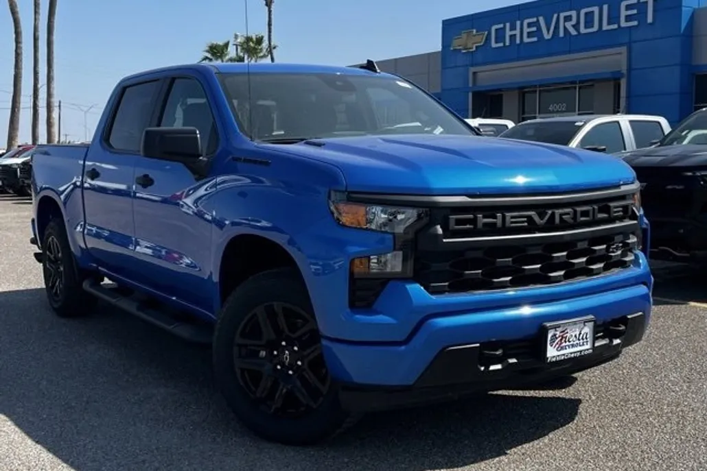 2026 Chevrolet Silverado 1500 Custom photo 1