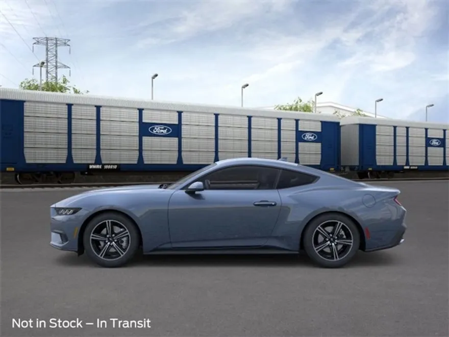 2025 Ford Mustang EcoBoost photo 1