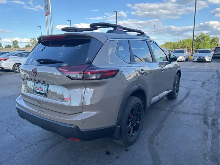 2026 Nissan Rogue SV photo 1