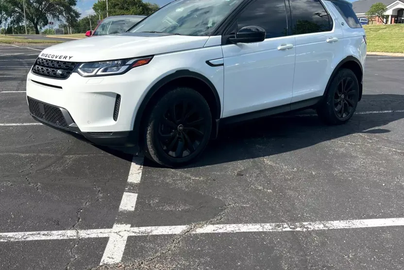 2023 Land Rover Discovery Sport S photo 1