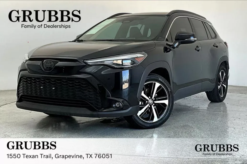 2023 Toyota Corolla Cross Hybrid XSE photo 1