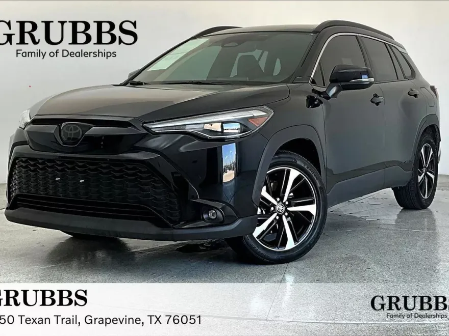 2023 Toyota Corolla Cross Hybrid XSE photo 1