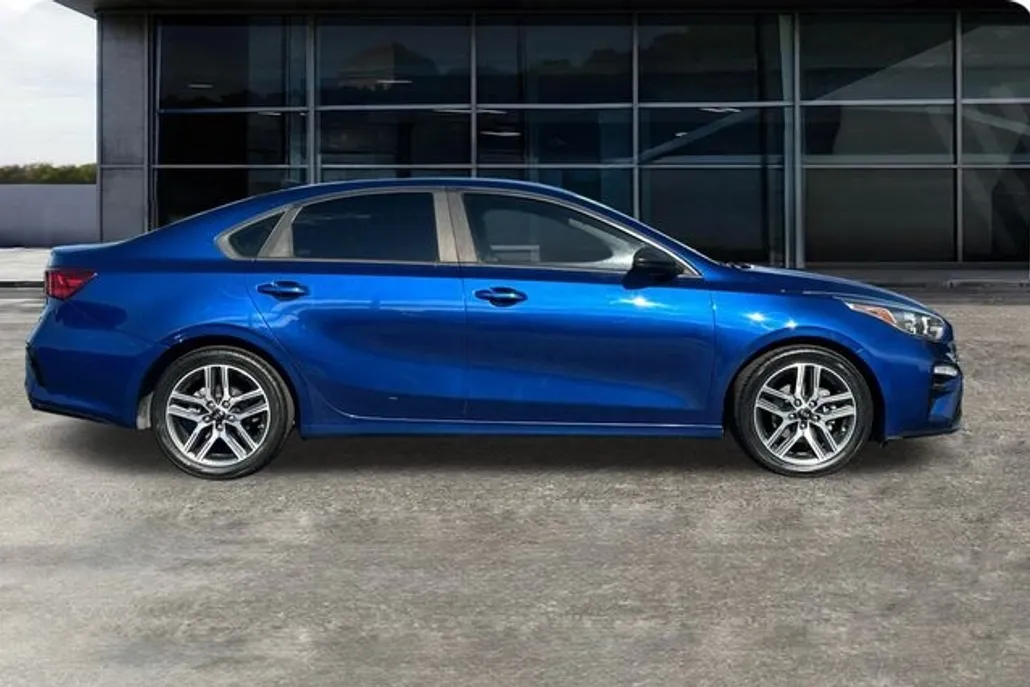 2019 Kia Forte S photo 1