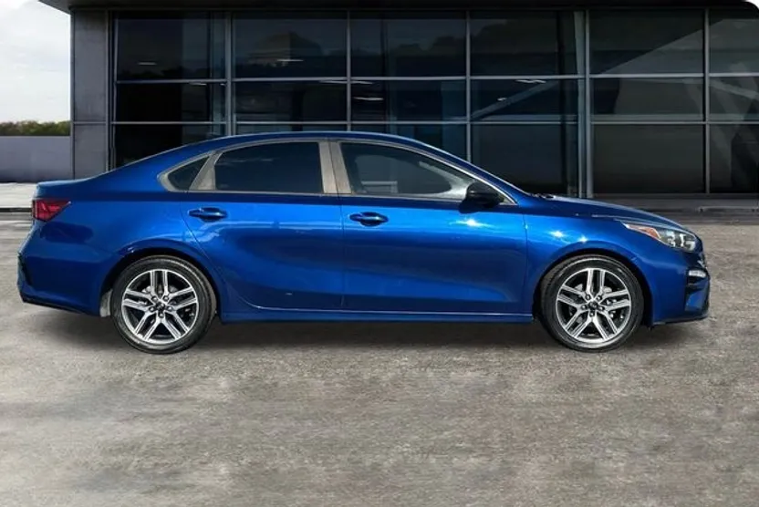 2019 Kia Forte S photo 1
