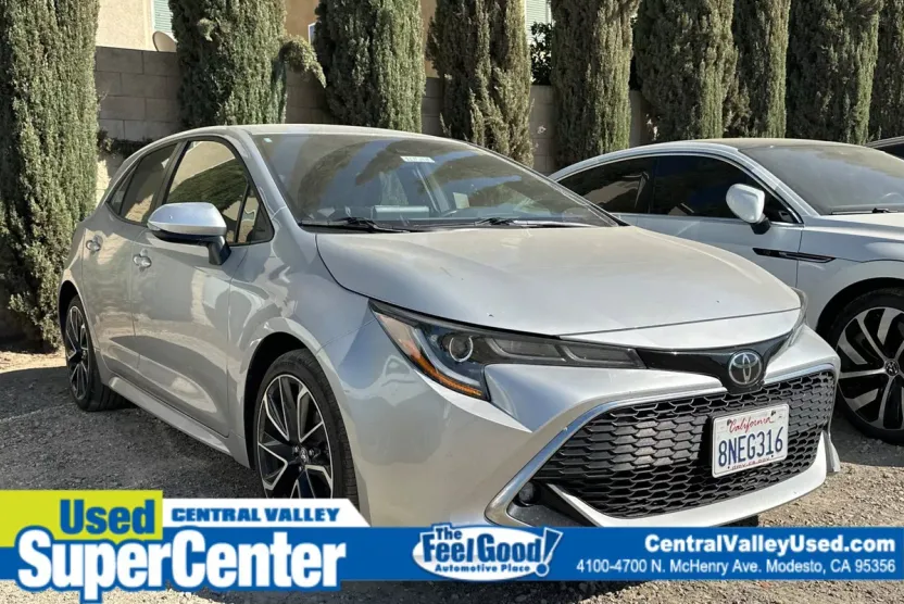 2019 Toyota Corolla XSE photo 1