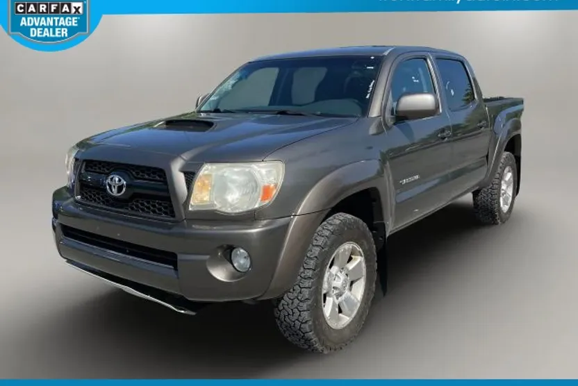 2011 Toyota Tacoma Double Cab photo 1