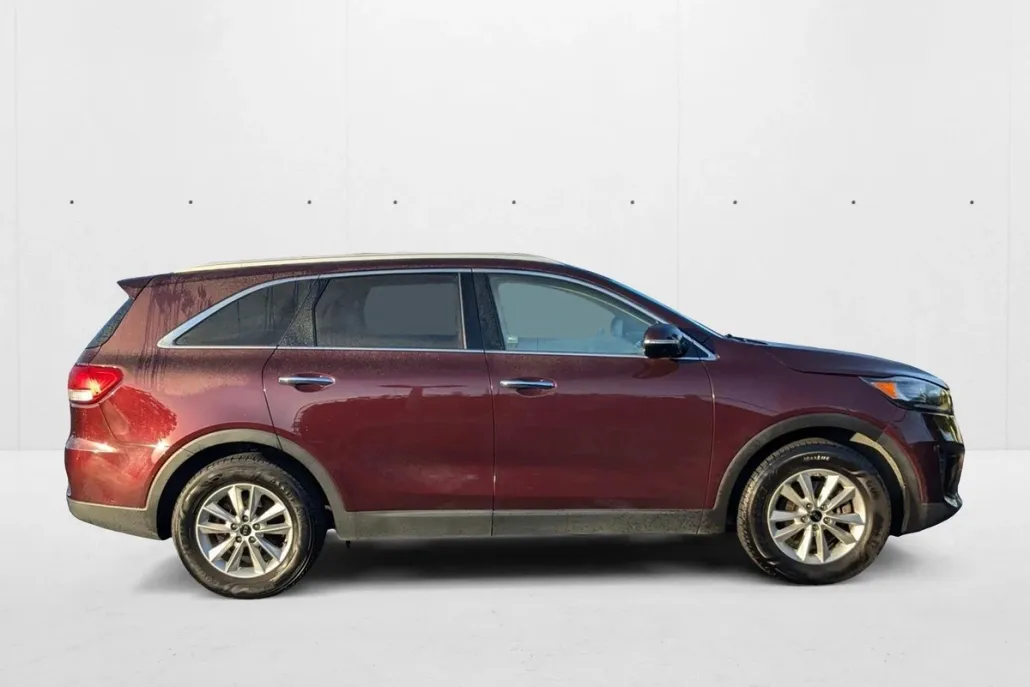 2020 Kia Sorento LX photo 1