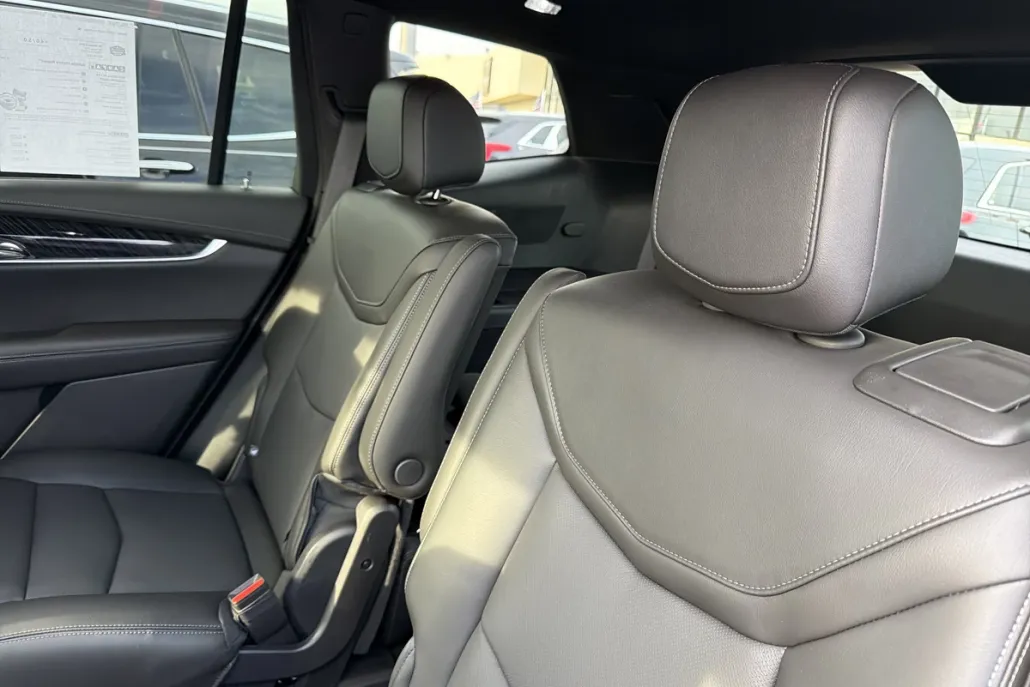 2025 Cadillac XT6 Premium Luxury photo 1