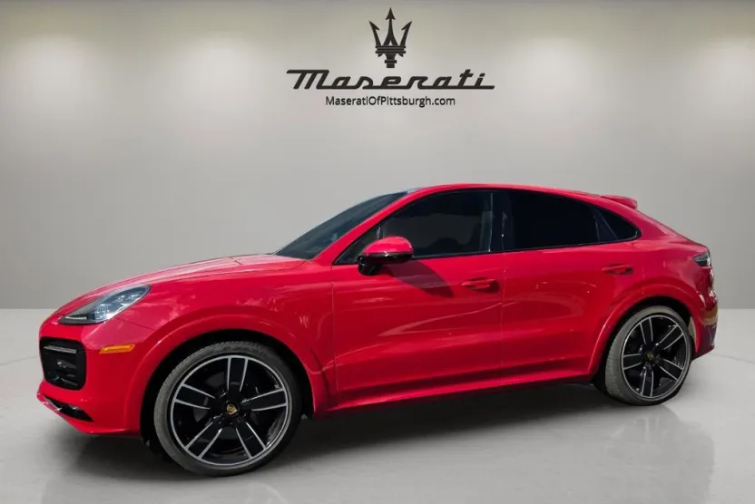 2022 Porsche Cayenne GTS Coupe photo 1