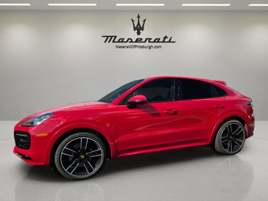 2022 Porsche Cayenne GTS Coupe photo 1