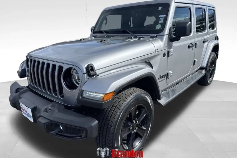 2021 Jeep Wrangler Unlimited Sahara Altitude photo 1