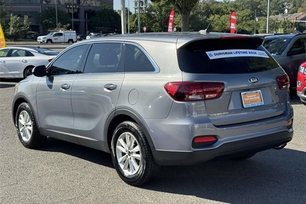 2019 Kia Sorento L photo 1