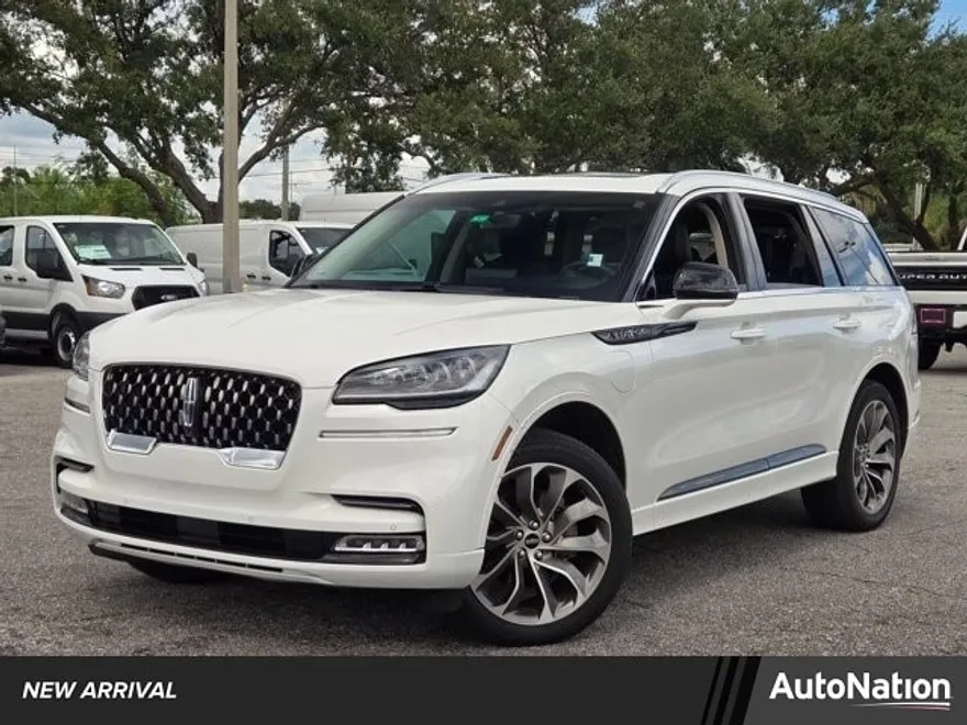 2022 Lincoln Aviator Grand Touring photo 1
