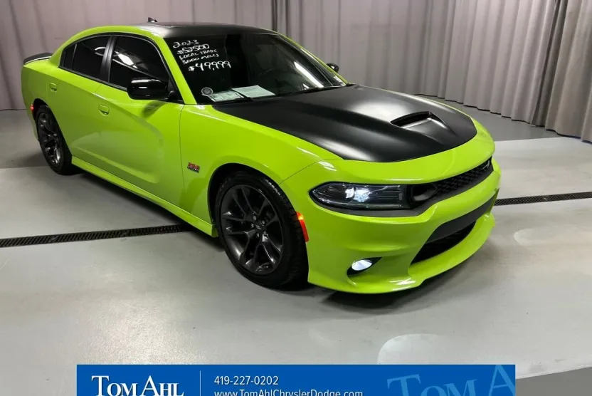 2023 Dodge Charger Scat Pack photo 1
