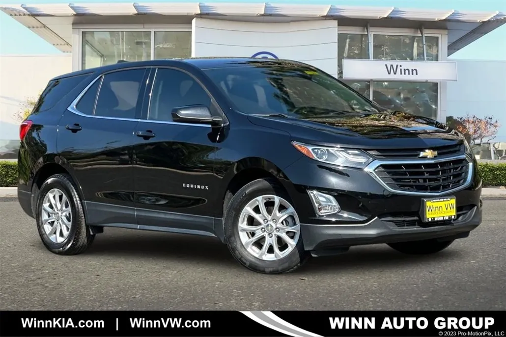 2020 Chevrolet Equinox LT photo 1