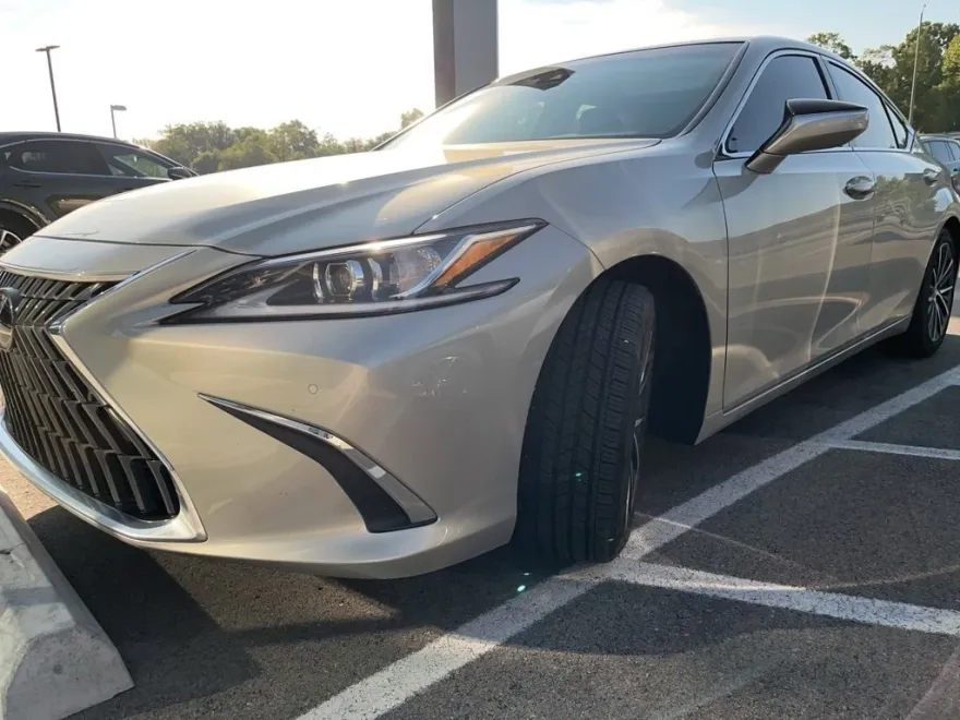 2023 Lexus ES 350 photo 1