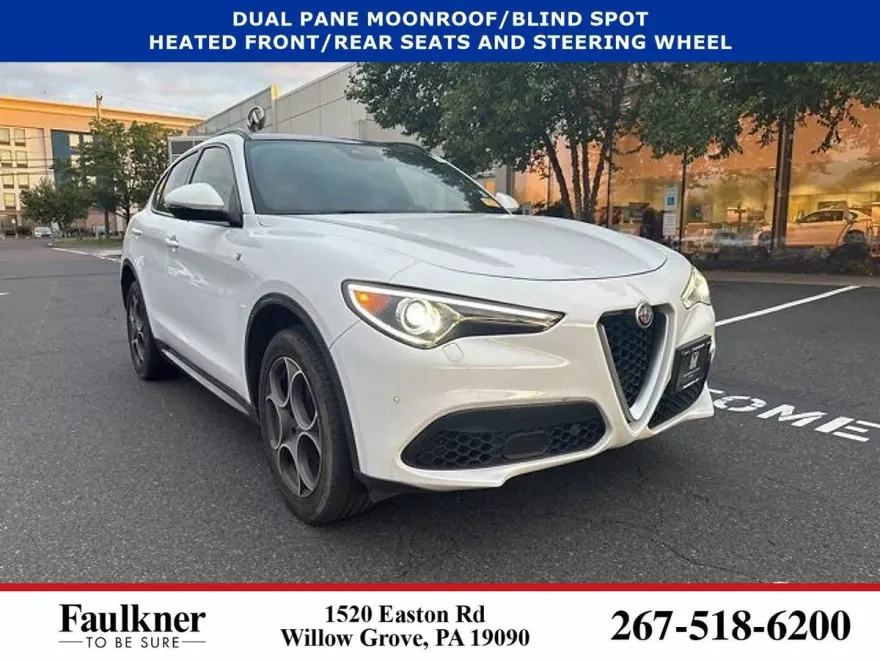 2022 Alfa Romeo Stelvio Ti photo 1