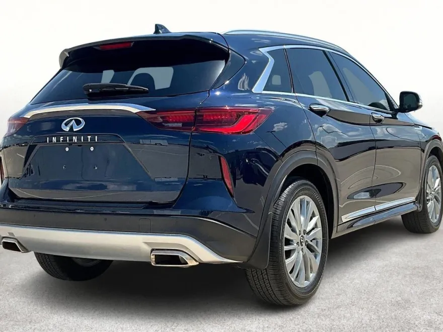 2024 Infiniti QX50 Luxe photo 1