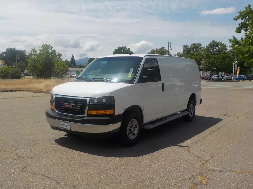 2023 Gmc Savana Cargo 2500 photo 1