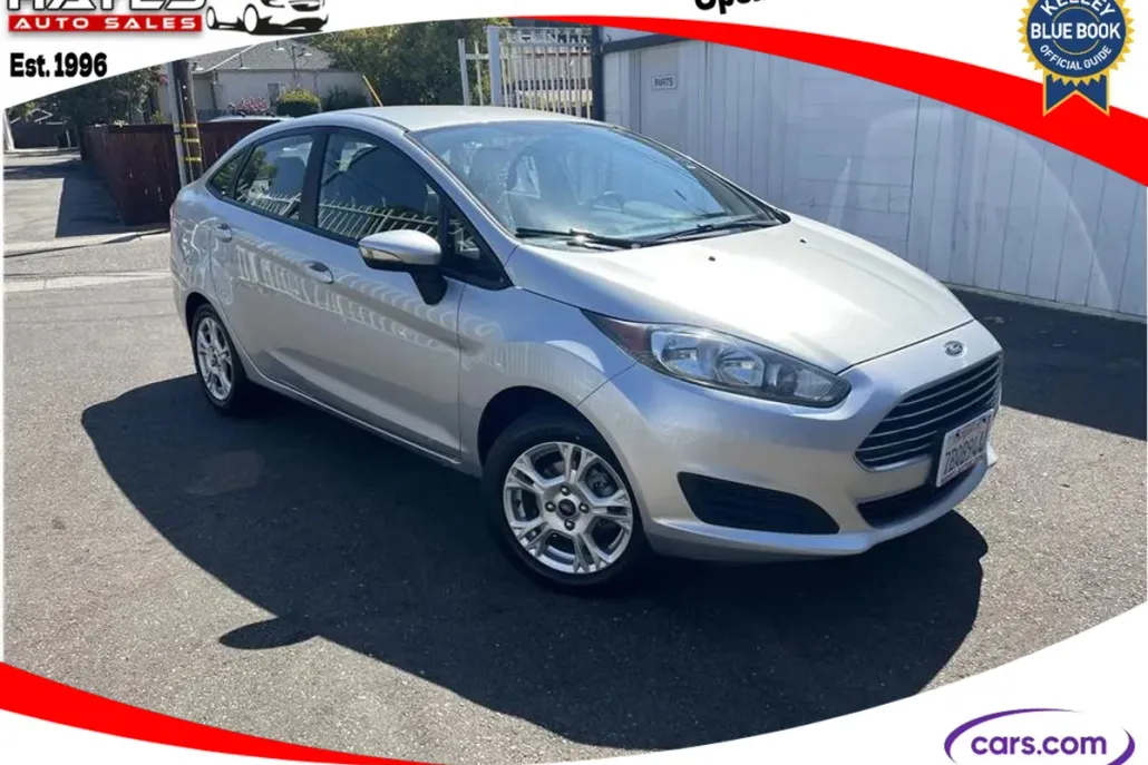 2014 Ford Fiesta SE photo 1