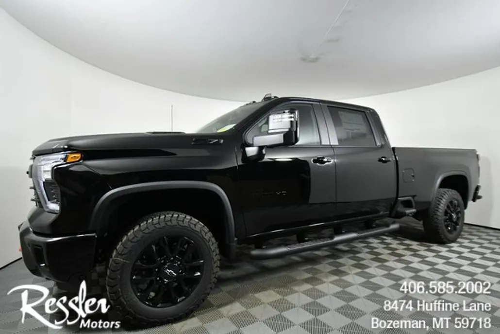 2025 Chevrolet Silverado 3500HD LT photo 1