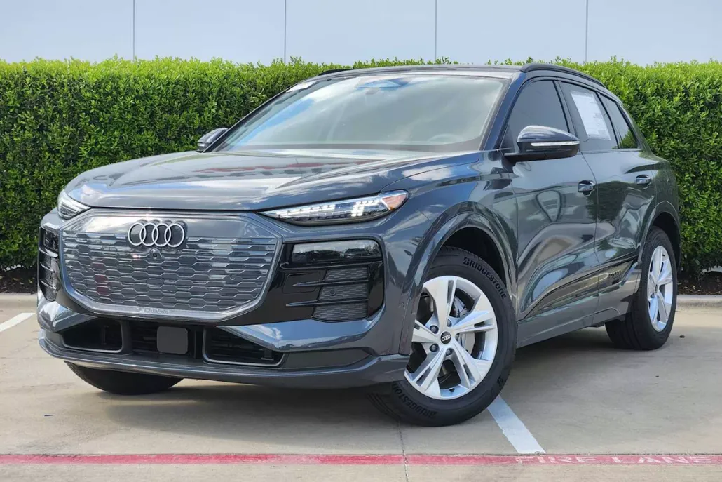 2025 Audi Q6 E-tron Premium Plus photo 1