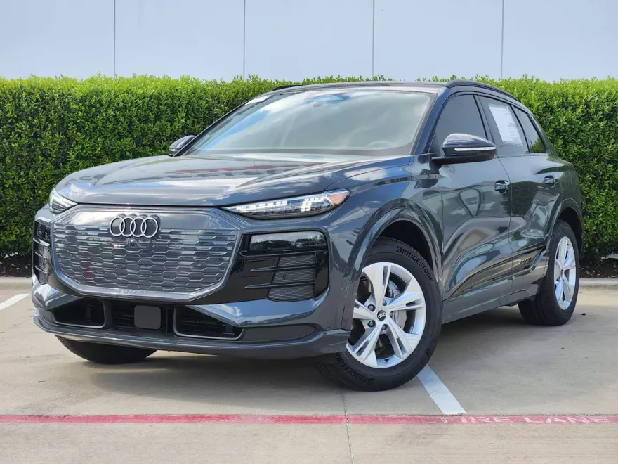 2025 Audi Q6 E-tron Premium Plus photo 1