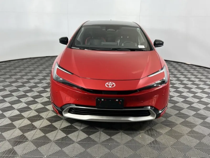 2024 Toyota Prius Prime XSE Premium photo 1