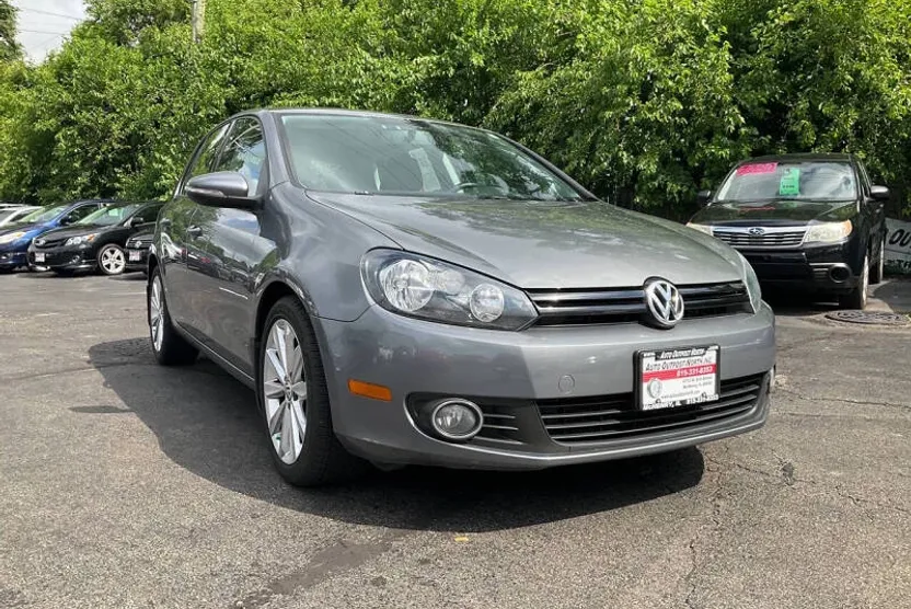 2013 Volkswagen Golf TDI photo 1